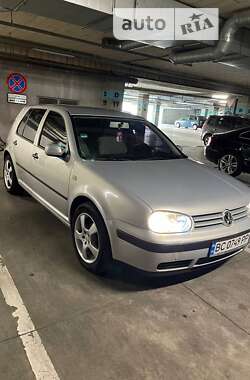 Хэтчбек Volkswagen Golf 1999 в Львове