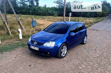 Хэтчбек Volkswagen Golf 2007 в Покровском