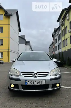 Volkswagen Golf 2005