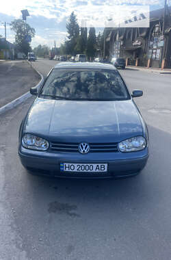 Хэтчбек Volkswagen Golf 2003 в Тернополе