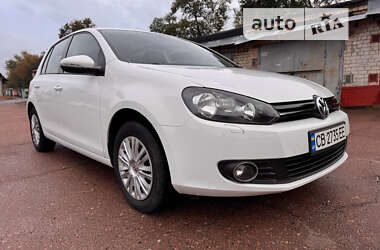 Хэтчбек Volkswagen Golf 2011 в Чернигове