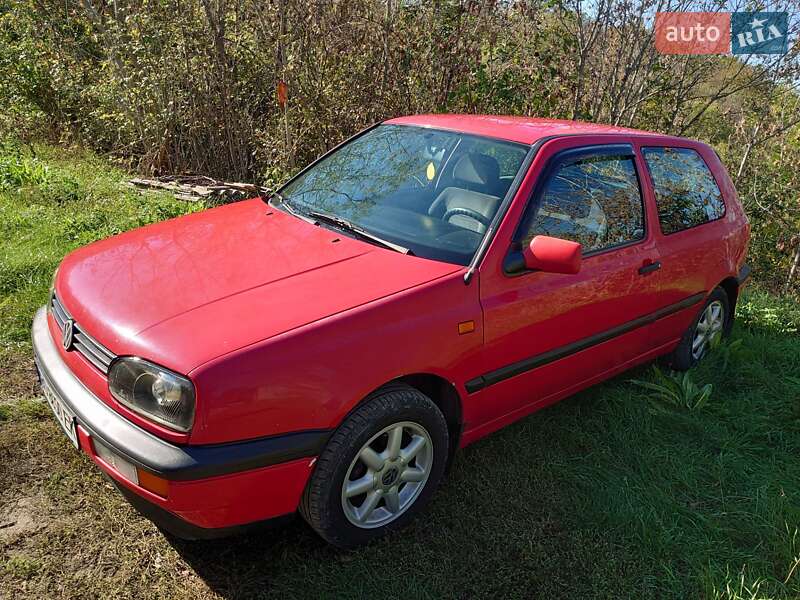 Хетчбек Volkswagen Golf 1992 в Чорткові фото 2 Хетчбек Volkswagen Golf 1992 в Чорткові