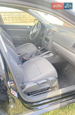 Универсал Volkswagen Golf 2008 в 