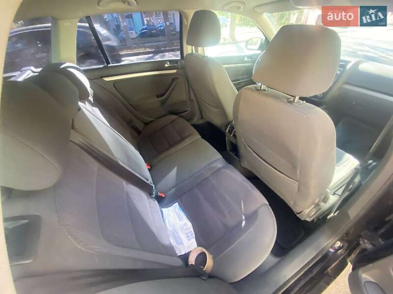 Универсал Volkswagen Golf 2007 в Житомире