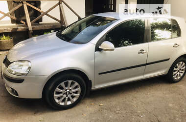 Хетчбек Volkswagen Golf 2007 в Дніпрі