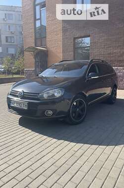 Універсал Volkswagen Golf 2009 в Павлограді