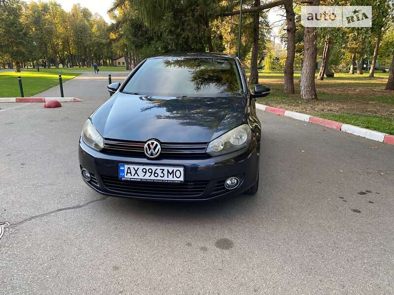 Хэтчбек Volkswagen Golf 2009 в Харькове