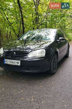 Хэтчбек Volkswagen Golf 2008 в 