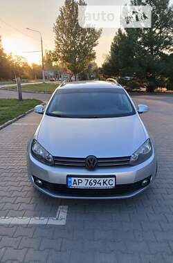 Універсал Volkswagen Golf 2010 в Запоріжжі