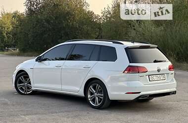 Універсал Volkswagen Golf 2019 в Дрогобичі