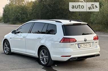 Універсал Volkswagen Golf 2019 в Дрогобичі