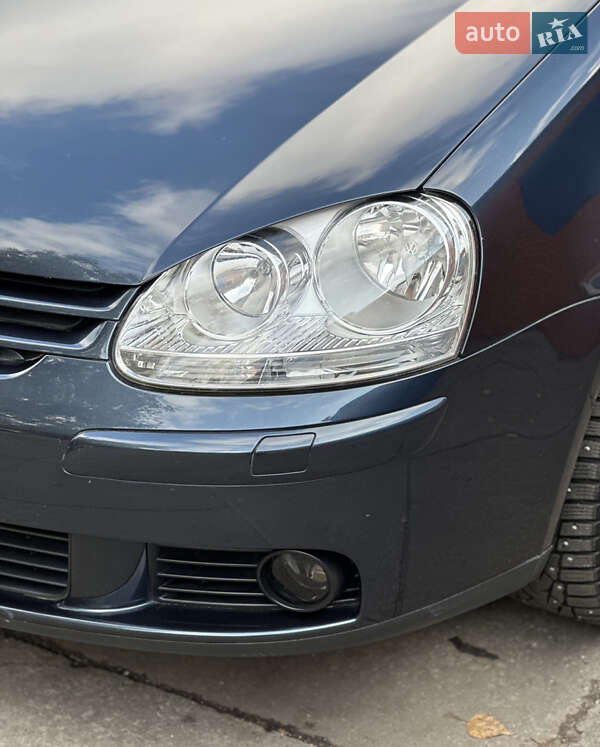 Хэтчбек Volkswagen Golf 2008 в Лубнах