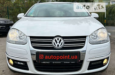 Універсал Volkswagen Golf 2009 в Сумах