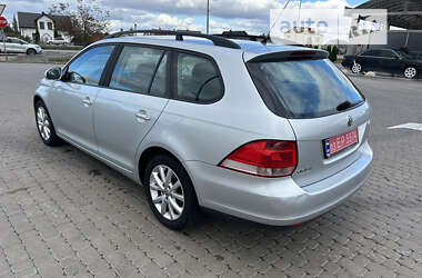 Универсал Volkswagen Golf 2008 в Городке