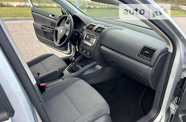 Универсал Volkswagen Golf 2008 в Городке