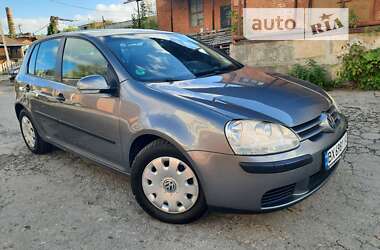 Хетчбек Volkswagen Golf 2004 в Хмельницькому