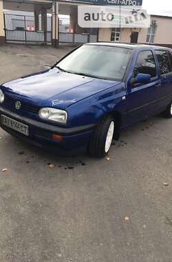 Хэтчбек Volkswagen Golf 1995 в Киеве