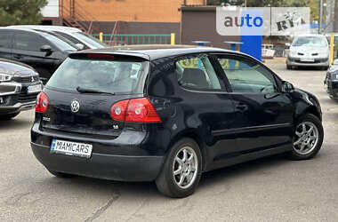 Хетчбек Volkswagen Golf 2004 в Харкові