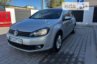 Хэтчбек Volkswagen Golf 2011 в Староконстантинове