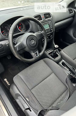 Хэтчбек Volkswagen Golf 2010 в Бережанах