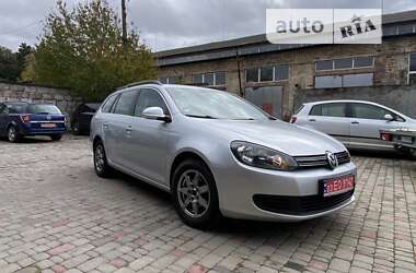 Универсал Volkswagen Golf 2010 в Луцке