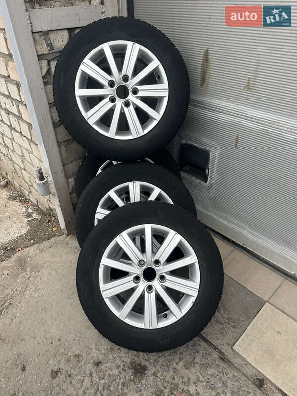 Універсал Volkswagen Golf 2015 в Запоріжжі