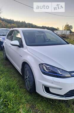 Хетчбек Volkswagen Golf 2016 в Теребовлі