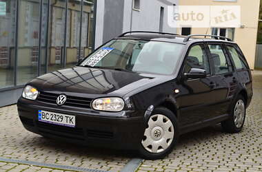 Універсал Volkswagen Golf 2001 в Дрогобичі