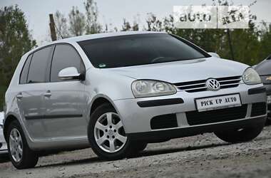 Хетчбек Volkswagen Golf 2005 в Бердичеві