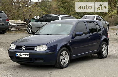 Хэтчбек Volkswagen Golf 2000 в Василькове