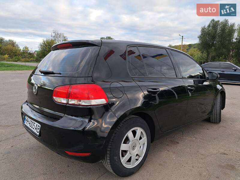 Хэтчбек Volkswagen Golf 2011 в Балте