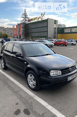 Хетчбек Volkswagen Golf 2001 в Івано-Франківську