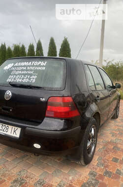 Хетчбек Volkswagen Golf 2002 в Одесі