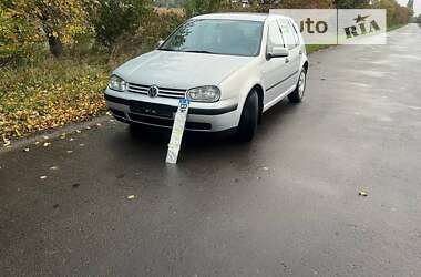 Хэтчбек Volkswagen Golf 1998 в Здолбунове