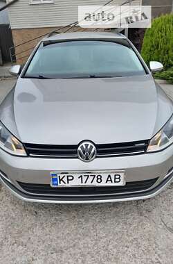 Хэтчбек Volkswagen Golf 2014 в Запорожье