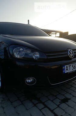 Універсал Volkswagen Golf 2010 в Івано-Франківську