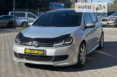 Хэтчбек Volkswagen Golf 2011 в Черновцах