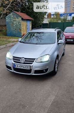 Універсал Volkswagen Golf 2008 в Києві