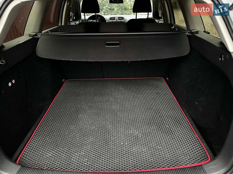 Универсал Volkswagen Golf 2010 в Кропивницком