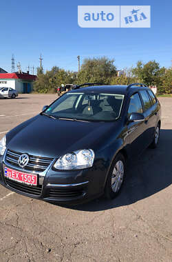 Универсал Volkswagen Golf 2008 в Ровно