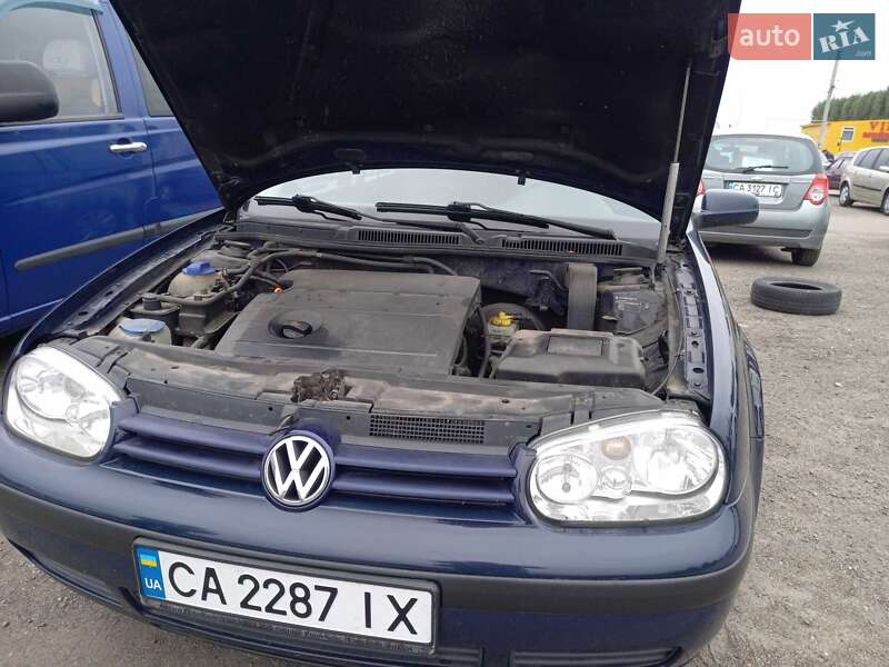 Універсал Volkswagen Golf 2001 в Черкасах