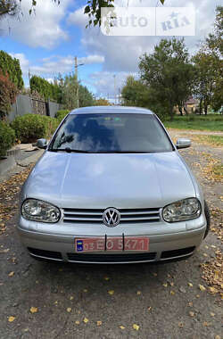 Хетчбек Volkswagen Golf 2002 в Ковелі