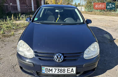 Хетчбек Volkswagen Golf 2005 в 