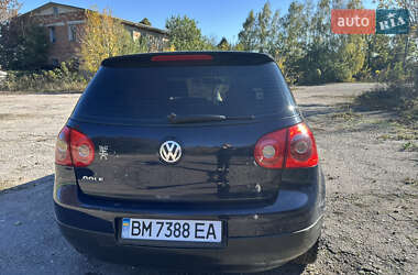 Хетчбек Volkswagen Golf 2005 в 