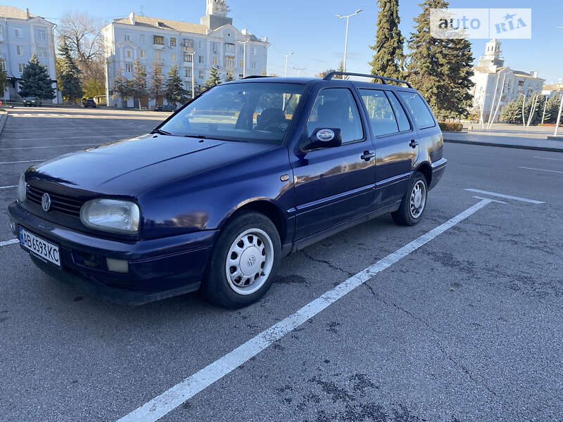 Универсал Volkswagen Golf 1999 в Краматорске