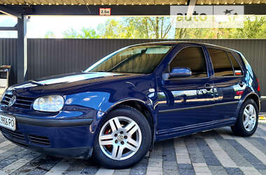 Хэтчбек Volkswagen Golf 2001 в Львове