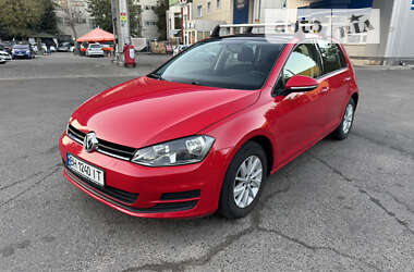 Хэтчбек Volkswagen Golf 2015 в Одессе