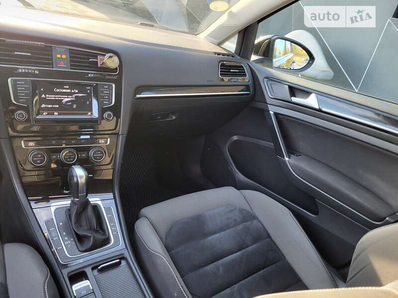 Volkswagen Golf 2014