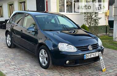 Хэтчбек Volkswagen Golf 2008 в Бучаче