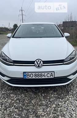 Хэтчбек Volkswagen Golf 2018 в Тернополе